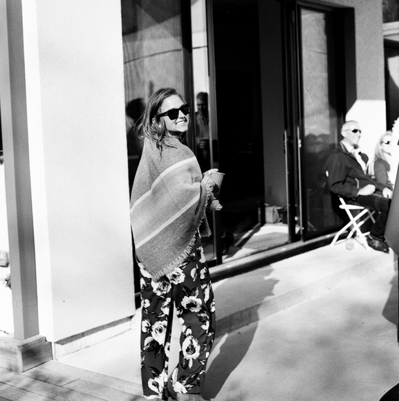 Meet your Posher, Jessica - Picture 1 of 1